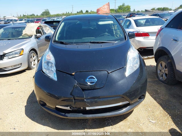 1N4BZ0CP4GC311467 Nissan 2016