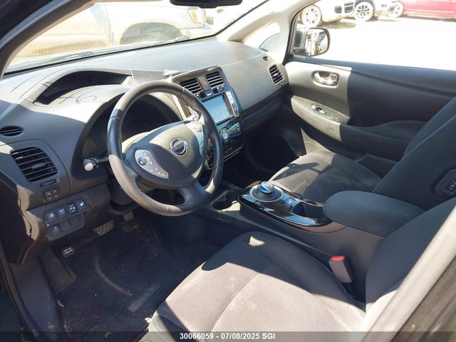 1N4BZ0CP4GC311467 Nissan 2016
