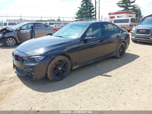BMW 320i 2015 WBA3C3C54FK201178 Image 2