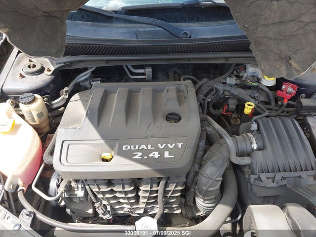 1C3CDZCB5EN102945 Dodge 2014