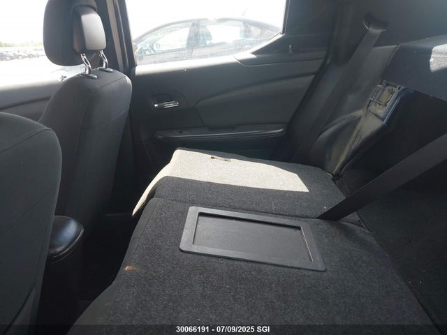 1C3CDZCB5EN102945 Dodge 2014