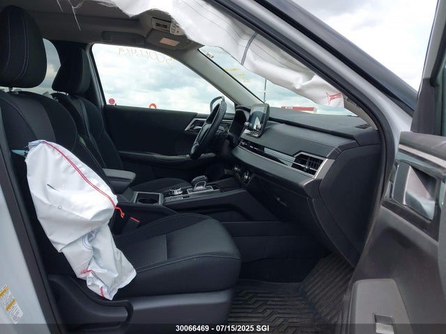 JA4J4VA85RZ633817 Mitsubishi Outlander