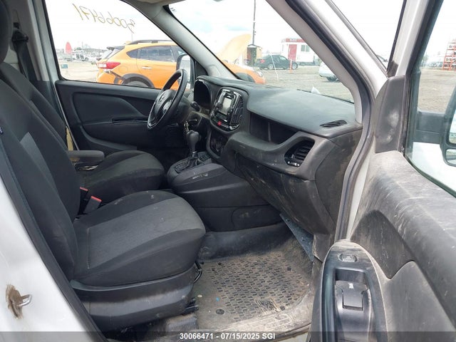 RAM Promaster City 2016 ZFBERFDT2G6B66164 Image 5