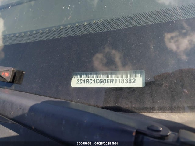 2C4RC1CG0ER118382 Chrysler Town and Country