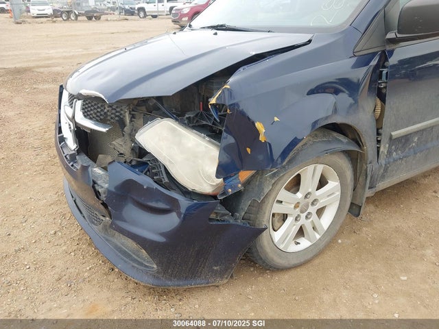 2C4RDGBG1ER282743 Dodge Grand Caravan