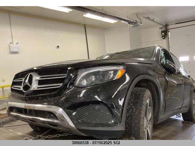 WDC0G4KB3JV079065 Mercedes-Benz m274