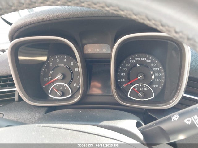 Chevrolet lkw 2015 1G11D5SL2FF165821 Image 7