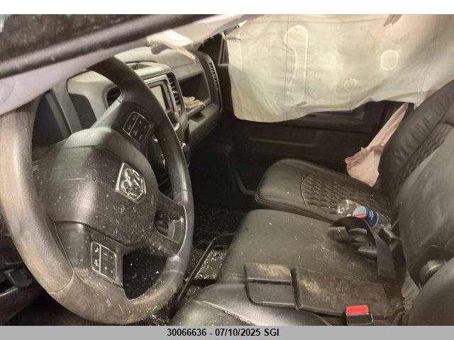 RAM 2018 2018 1C6RR7KT8JS349238 Image 14