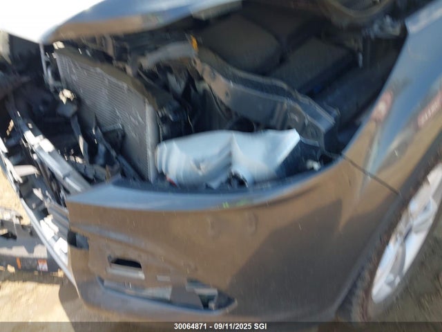 1FMCU9GX8FUB51335 Ford Escape