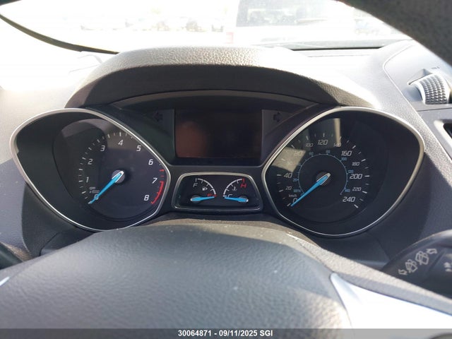 1FMCU9GX8FUB51335 Ford Escape