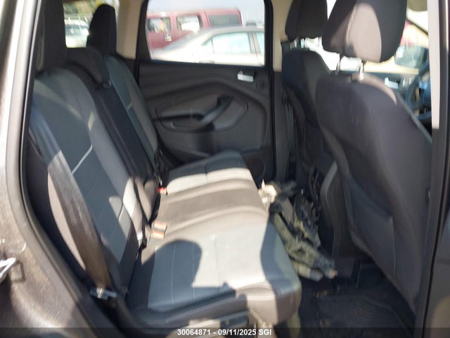 1FMCU9GX8FUB51335 Ford Escape