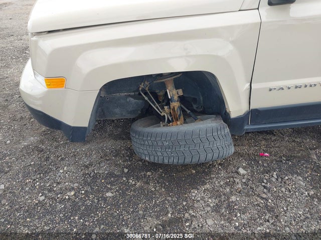 1C4NJRABXHD162827 Jeep 2017