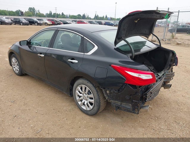 1N4AL3AP4GN314763 Nissan 2016