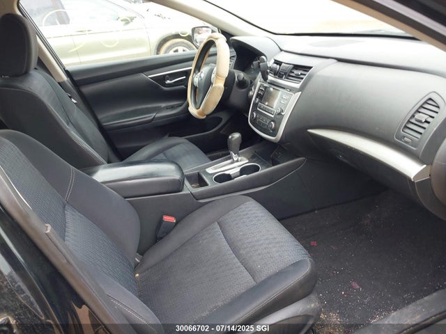 1N4AL3AP4GN314763 Nissan 2016