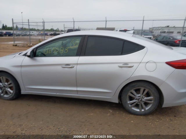 KMHD84LF1HU218644 Hyundai 2017