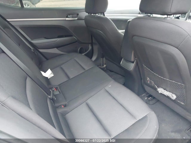 KMHD84LF1HU218644 Hyundai 2017