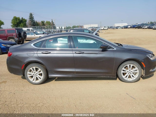1C3CCCAB5FN625645 Chrysler 2015