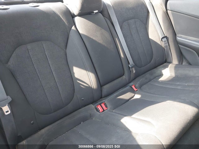 1C3CCCAB5FN625645 Chrysler 2015