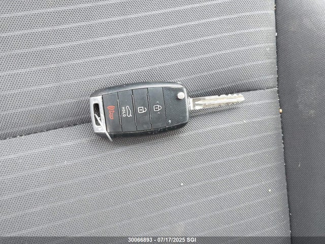 3KPFL4A70JE278247 KIA mpi nu