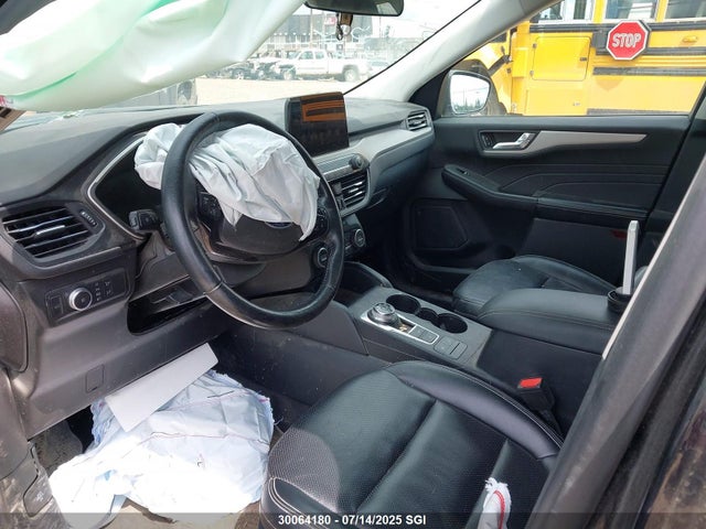 1FMCU9H6XMUA72378 Ford dragon di tc