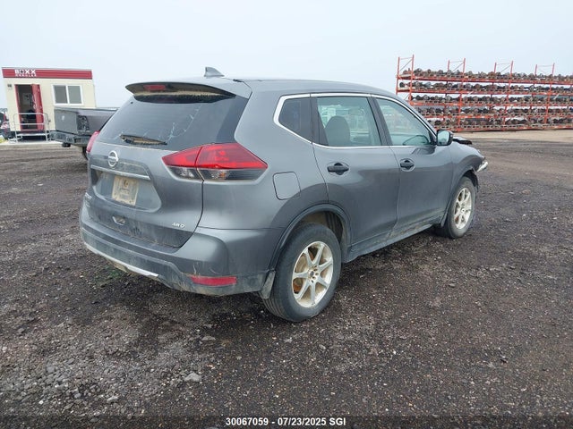 5N1AT2MV7JC809536 Nissan 2018