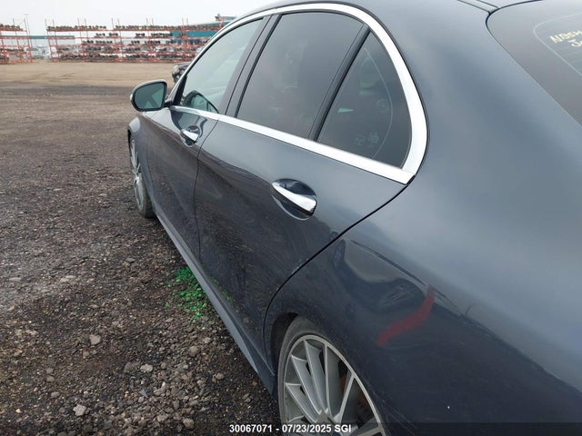 55SWF6GB2FU054959 Mercedes-Benz C-Class