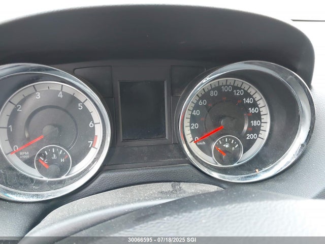 2C4RDGDG5GR241726 Dodge Grand Caravan
