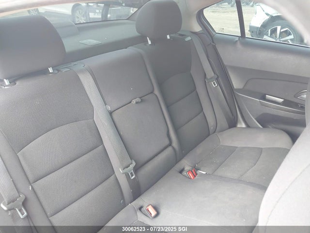 Chevrolet LUV 2014 1G1PC5SB7E7104669 Image 8