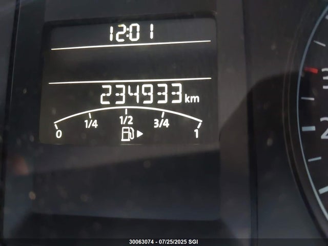 3VWDK7AJ4EM406232 Volkswagen 2014