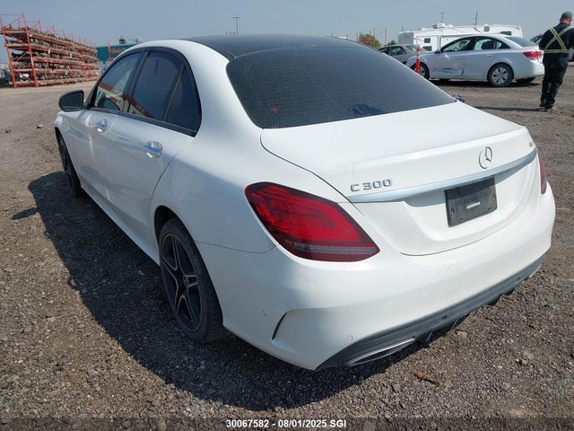 W1KWF8EB0MR647586 Mercedes-Benz m264