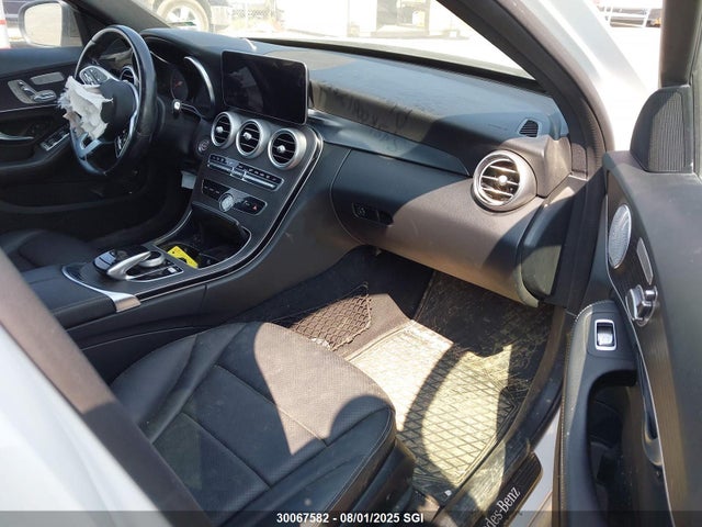 W1KWF8EB0MR647586 Mercedes-Benz m264