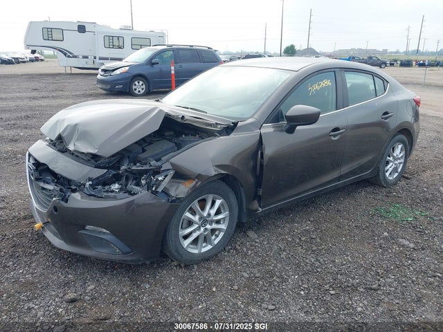 3MZBM1V78FM174782 Mazda pe
