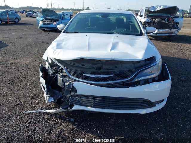 1C3CCCFB0GN130912 Chrysler 2016