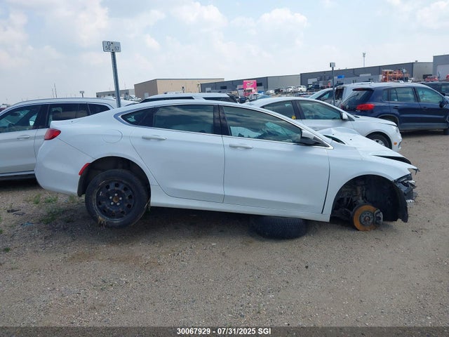 1C3CCCFB2GN191064 Chrysler 2016