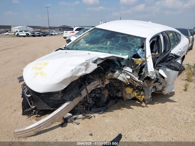 1C3CCCFB2GN191064 Chrysler 2016