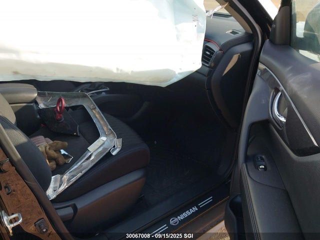 5N1AT2MV1HC854921 Nissan 2017