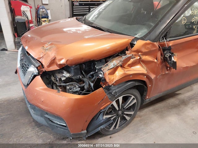 3N1CP5CUXKL555941 Nissan 2019