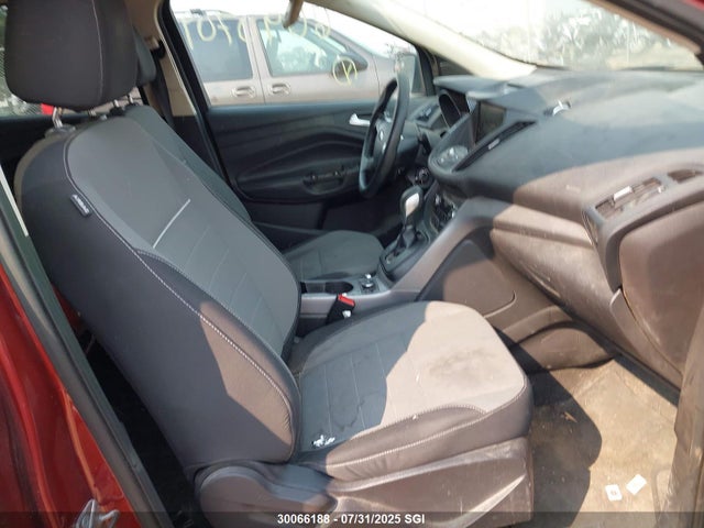 1FMCU9G9XEUC95811 Ford 2014