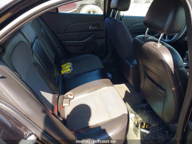 Chevrolet lkw 2015 1G11C5SL2FF240410 Image 8