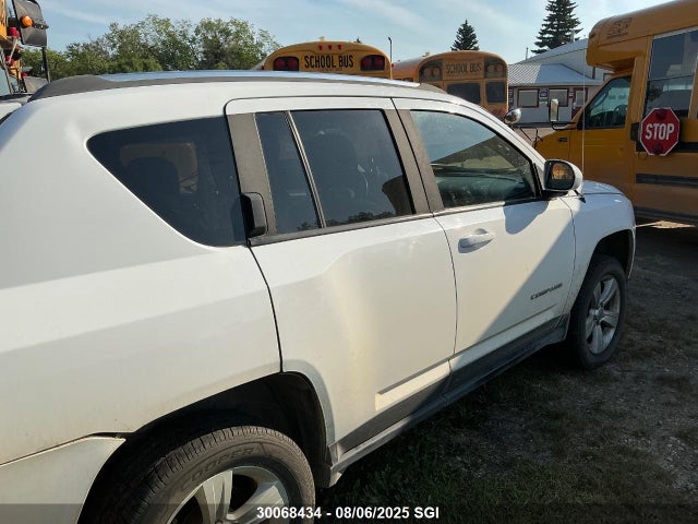 1C4NJDABXED665787 Jeep 2014