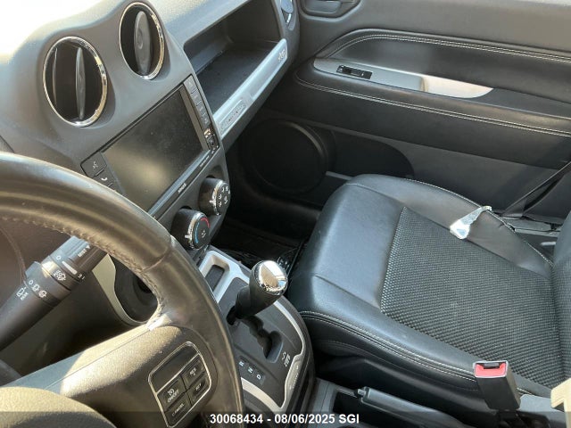 1C4NJDABXED665787 Jeep 2014