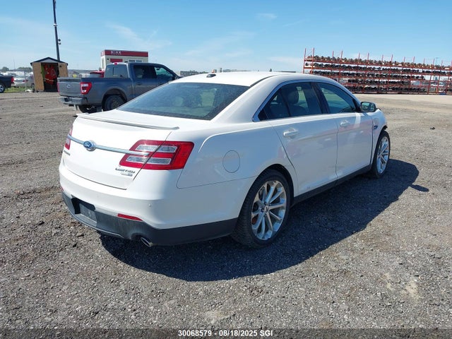 1FAHP2J89GG117940 Ford 2016