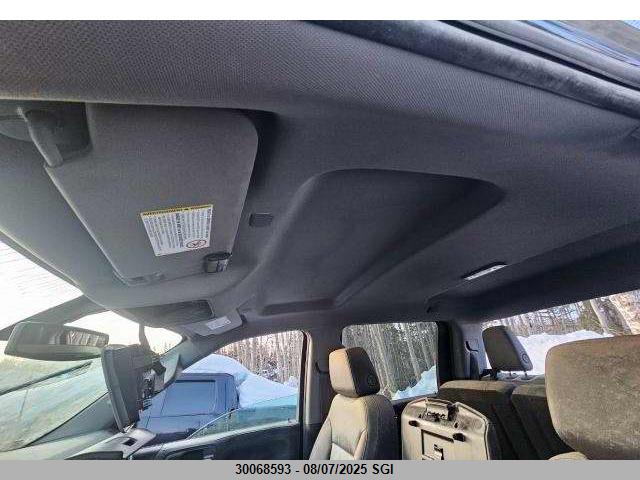 GMC l5p 2022 1GT19NEY5NF212841 Image 10
