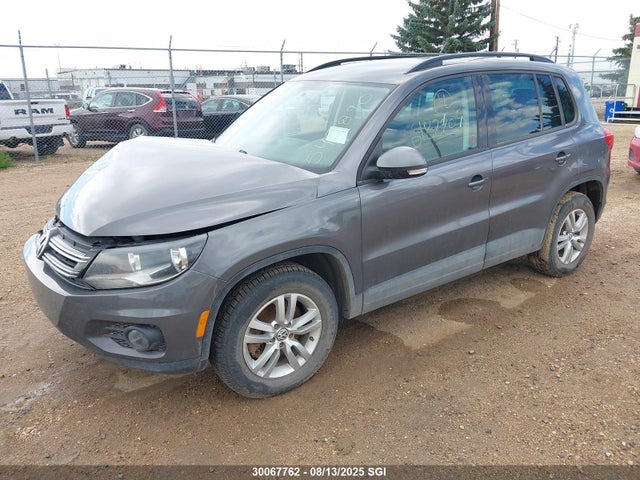 WVGJV7AX4FW545890 Volkswagen 2015