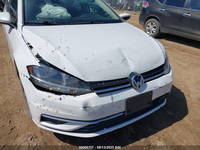 3VWG57AU5KM013687 Volkswagen Golf