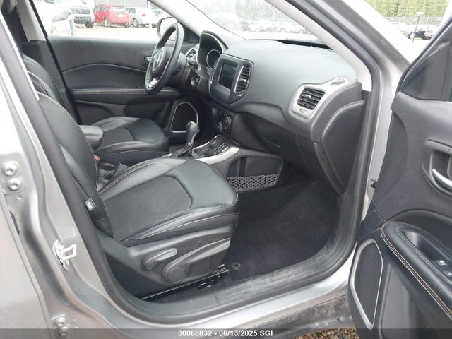 3C4NJDBBXJT440661 Jeep Compass