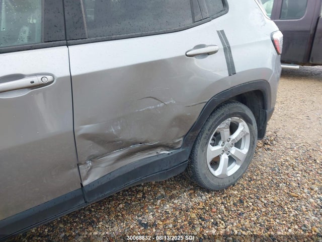 3C4NJDBBXJT440661 Jeep Compass