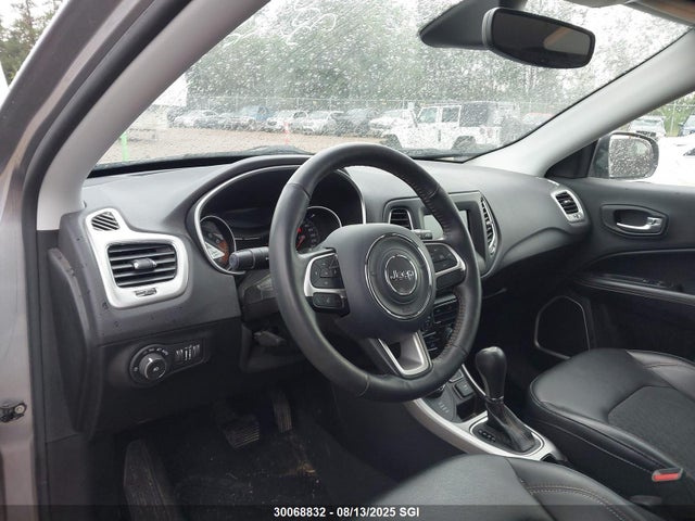 3C4NJDBBXJT440661 Jeep Compass