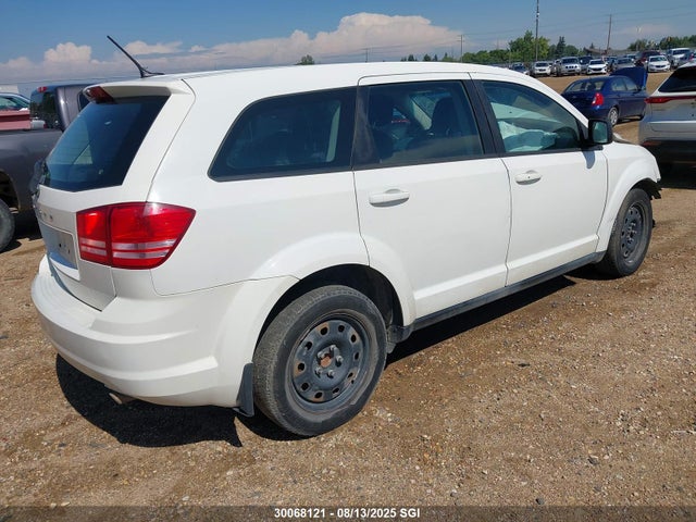 3C4PDCAB8ET215253 Dodge 2014