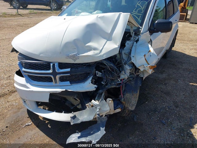 3C4PDCAB8ET215253 Dodge 2014